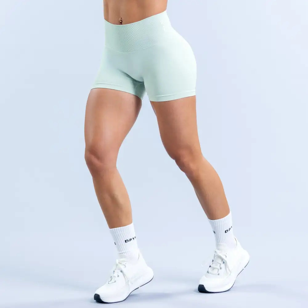 Hannah Pearson Shorts | 4.5"